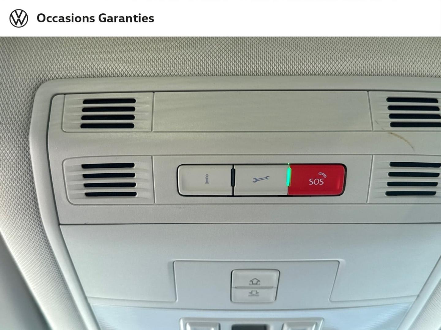 Voitures occasions VOLKSWAGEN T-ROC Style Exclusive Mougins