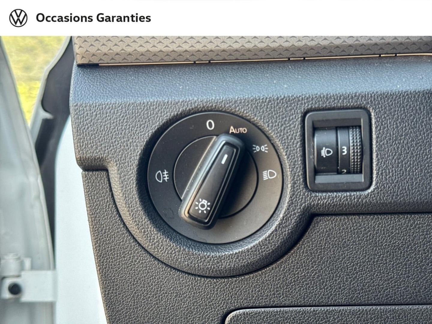 Voitures occasions VOLKSWAGEN T-CROSS Active Nice