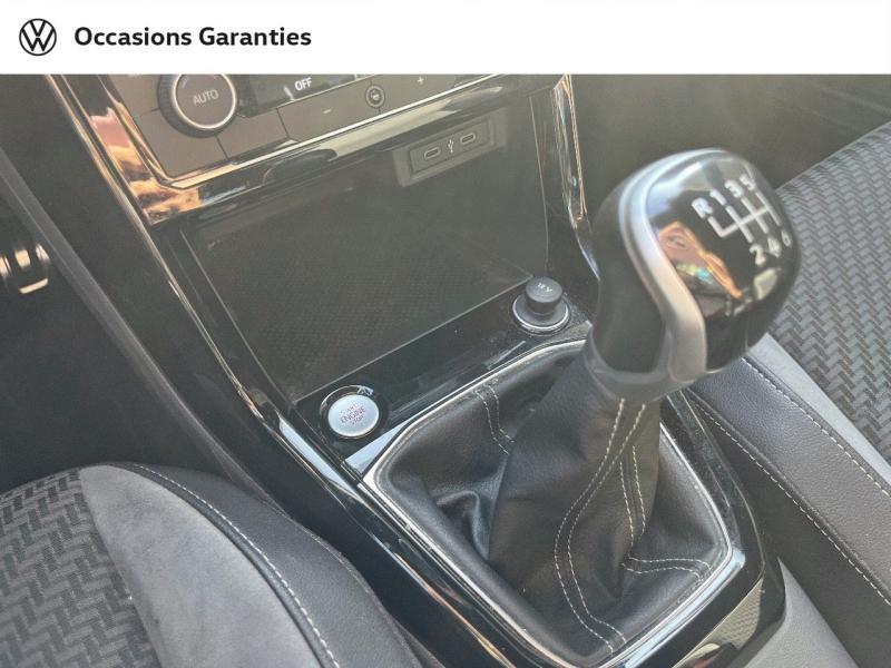 Voitures occasions VOLKSWAGEN T-CROSS R-Line Nice