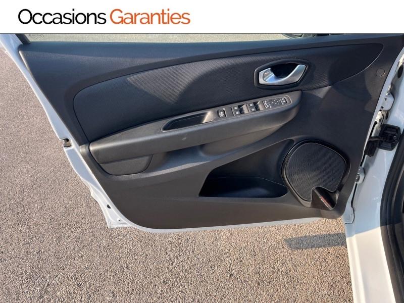 Voitures occasions RENAULT CLIO Intens Nice