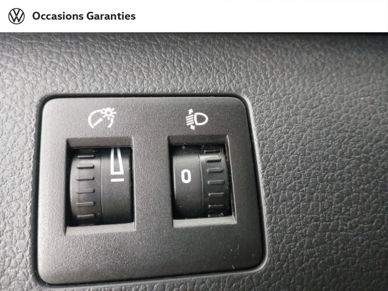 Voitures occasions VOLKSWAGEN UTILITAIRES Caddy Van Business Line Nice