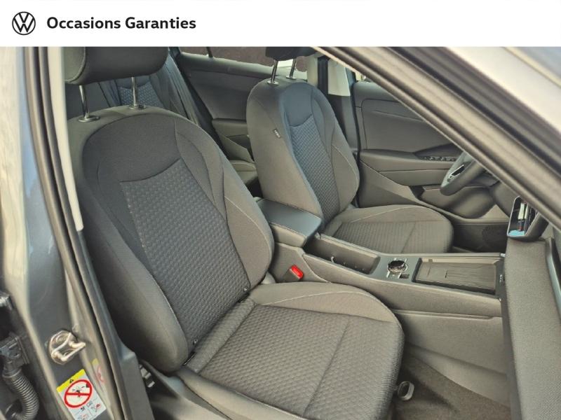 Voitures occasions VOLKSWAGEN T-ROC Base Nice