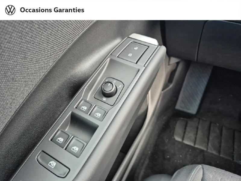 Voitures occasions VOLKSWAGEN T-ROC Base Nice