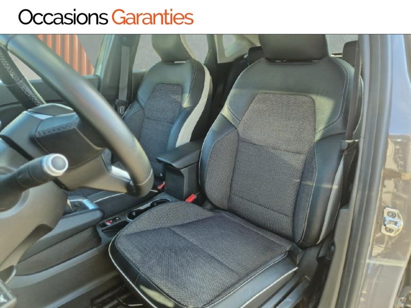 Voitures occasions RENAULT CAPTUR Intens Nice