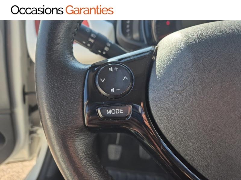 Voitures occasions PEUGEOT 108 Top! Roland Garros Nice