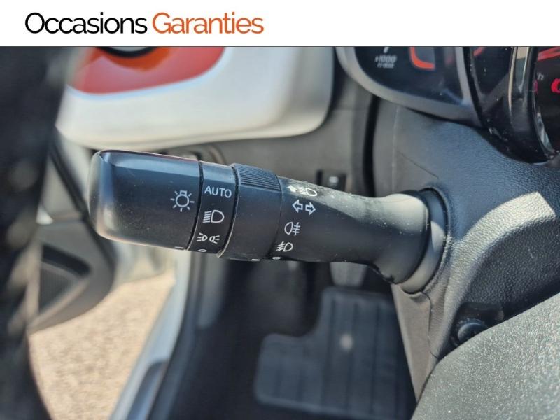 Voitures occasions PEUGEOT 108 Top! Roland Garros Nice