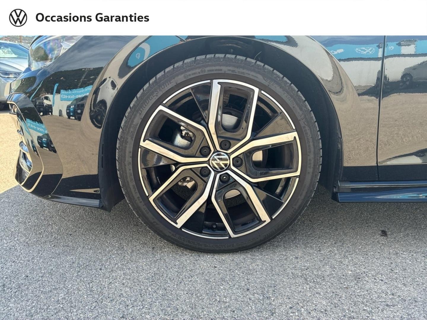 Voitures occasions VOLKSWAGEN GOLF R-Line Nice