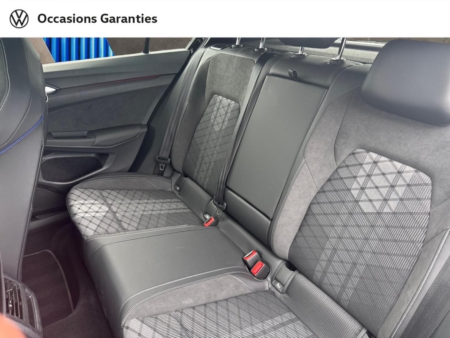 Voitures occasions VOLKSWAGEN GOLF R-Line Nice