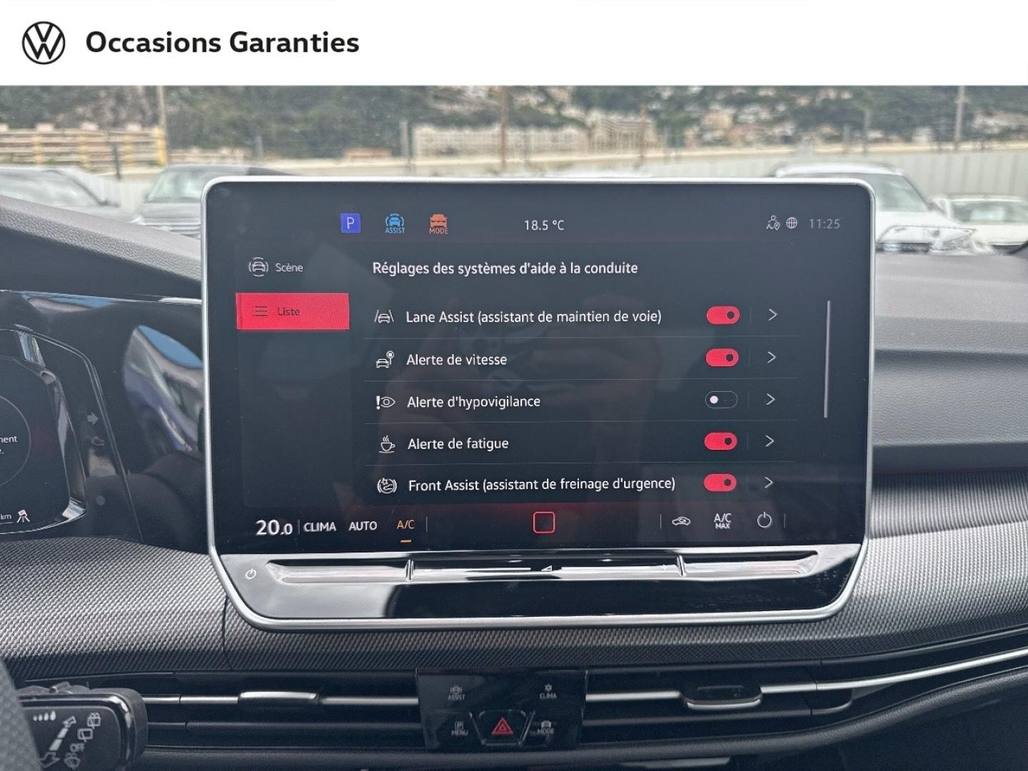 Voitures occasions VOLKSWAGEN GOLF R-Line Nice