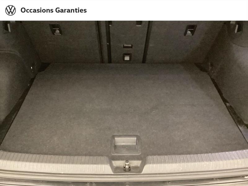 Voitures occasions VOLKSWAGEN GOLF R-Line Mougins
