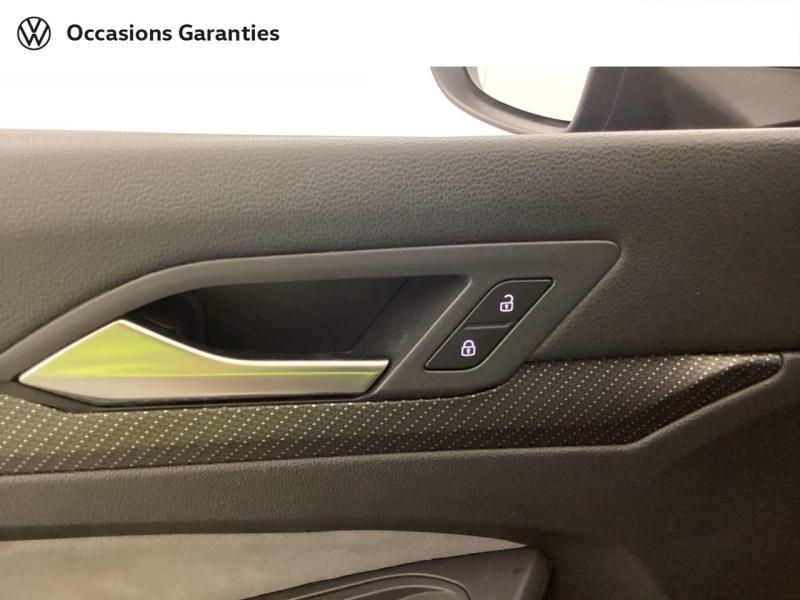 Voitures occasions VOLKSWAGEN GOLF R-Line Mougins