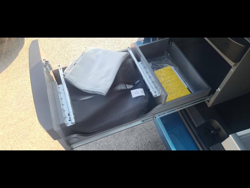 Voitures occasions VOLKSWAGEN Caddy California Max Base Nice