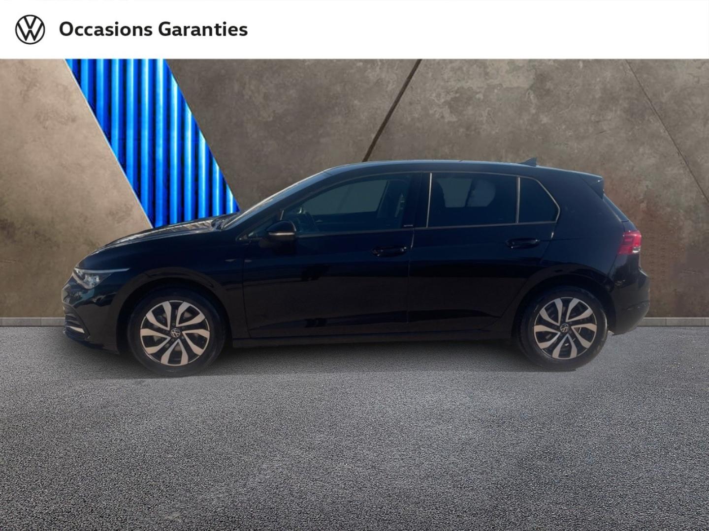 Voitures occasions VOLKSWAGEN GOLF Active Nice