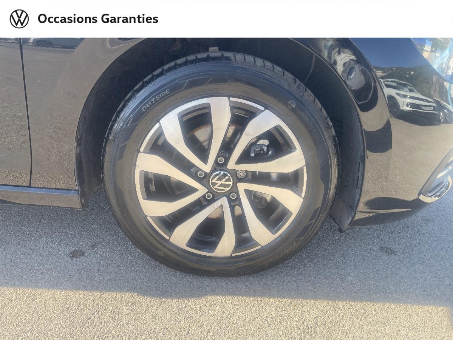 Voitures occasions VOLKSWAGEN GOLF Active Nice