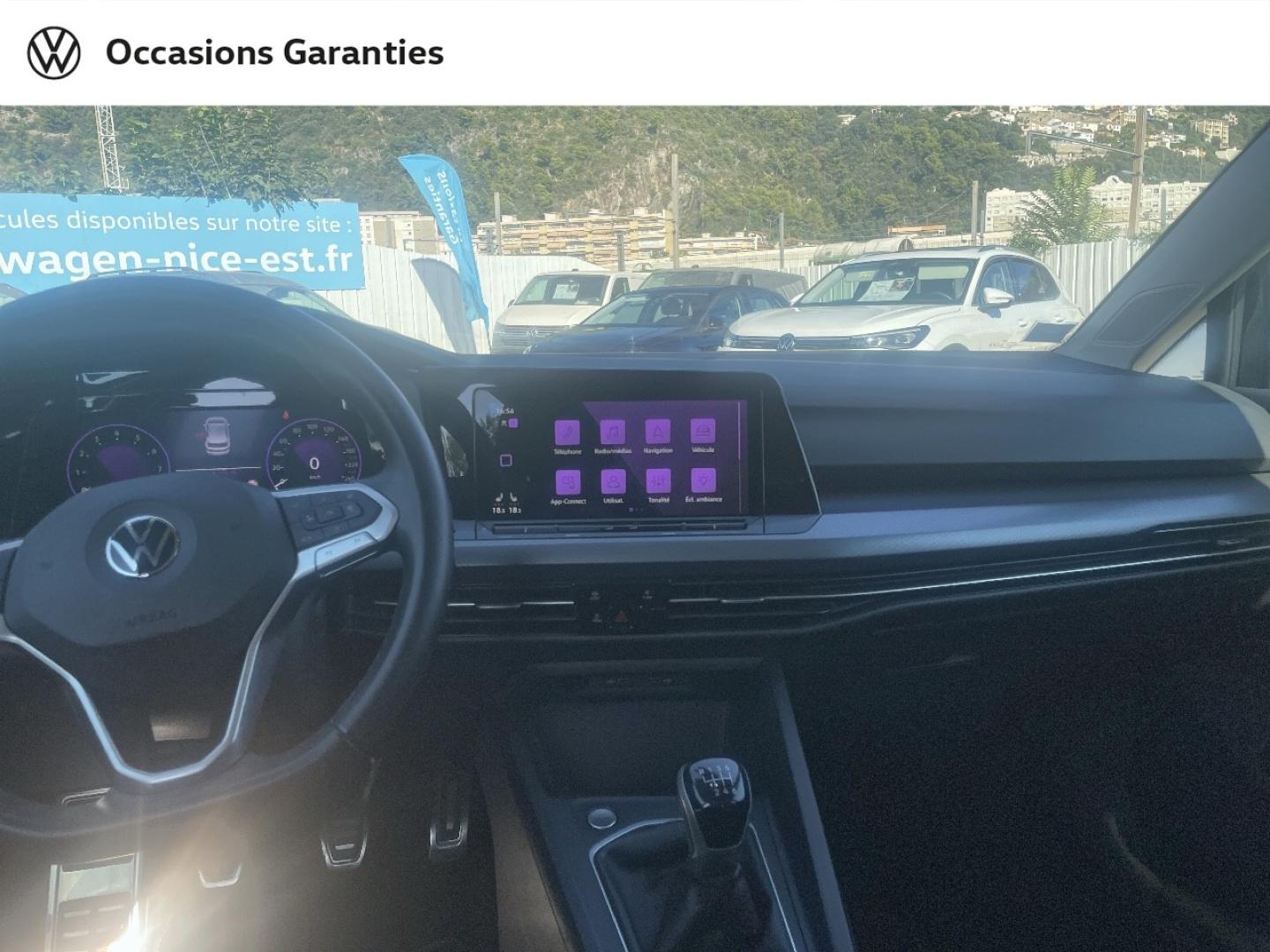 Voitures occasions VOLKSWAGEN GOLF Active Nice