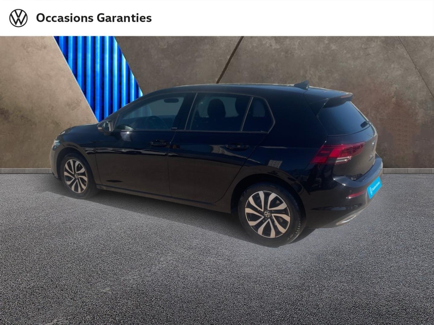 Voitures occasions VOLKSWAGEN GOLF Active Nice