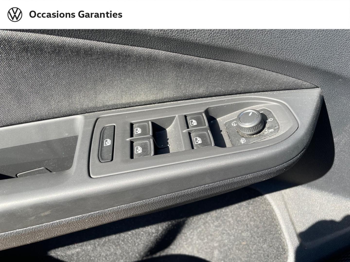 Voitures occasions VOLKSWAGEN GOLF Active Nice