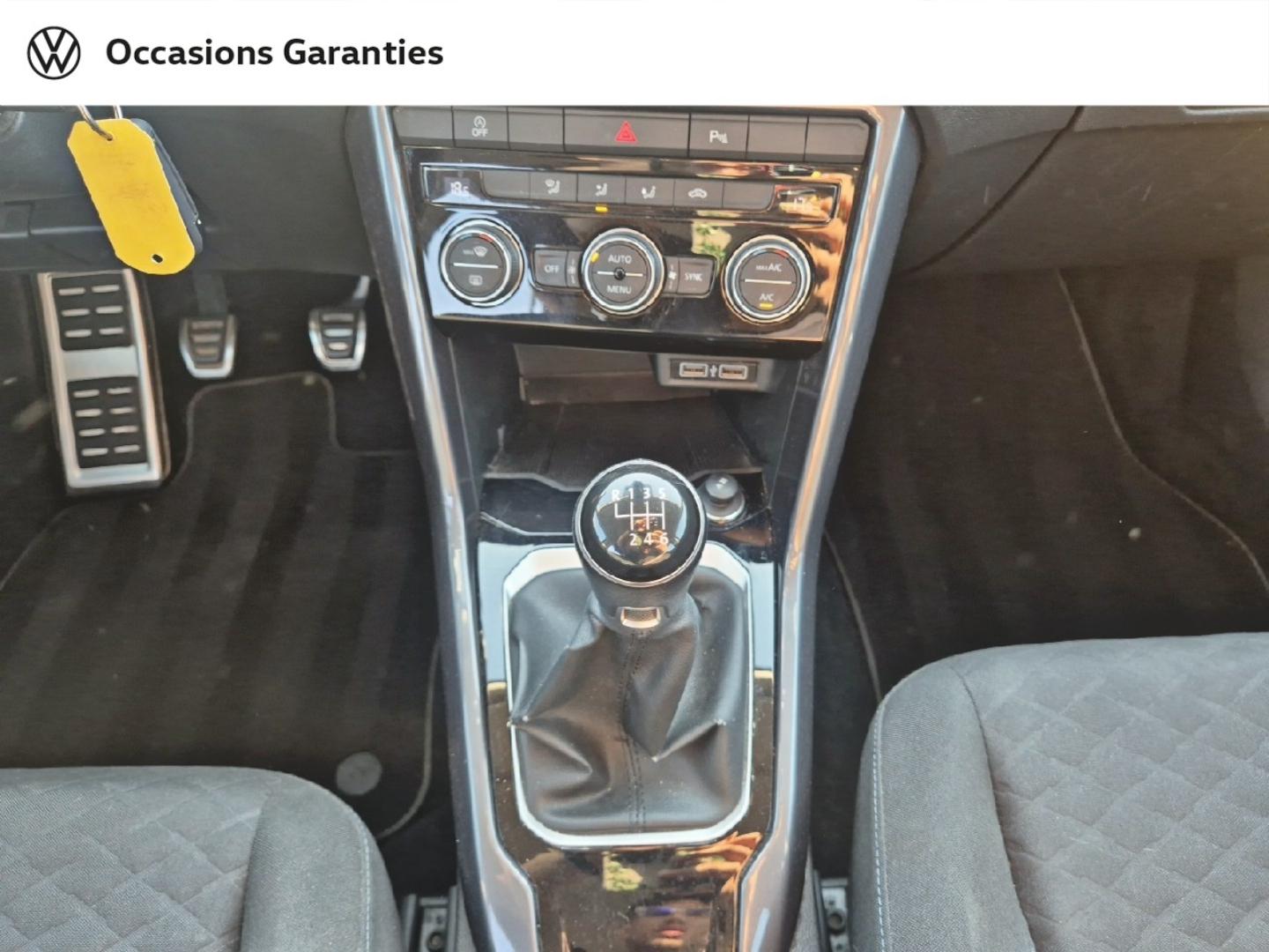 Voitures occasions VOLKSWAGEN T-ROC IQ.Drive Nice