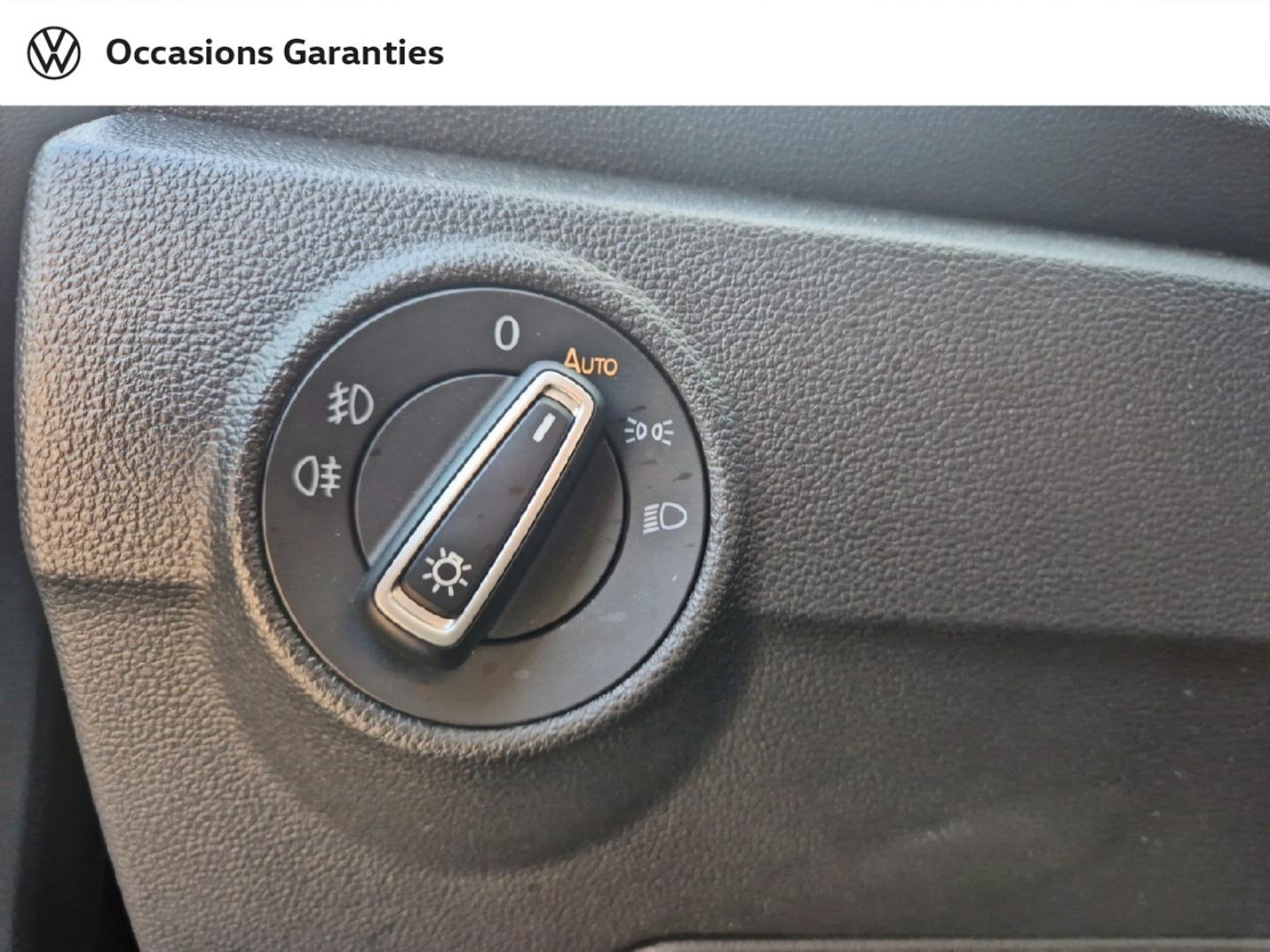 Voitures occasions VOLKSWAGEN T-ROC IQ.Drive Nice