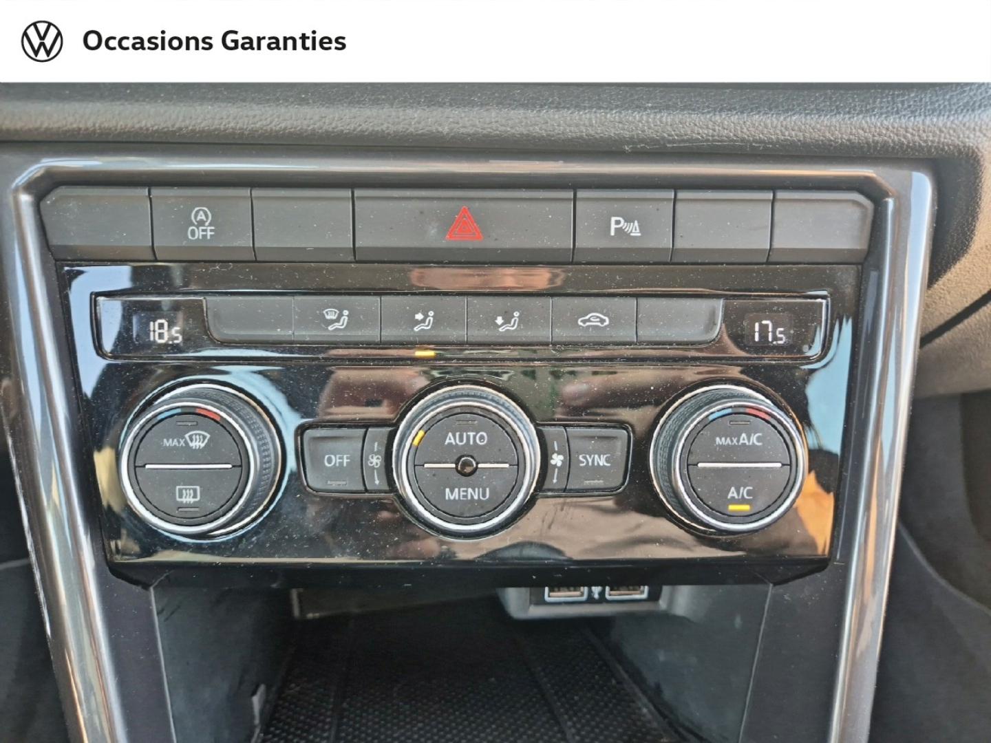 Voitures occasions VOLKSWAGEN T-ROC IQ.Drive Mougins