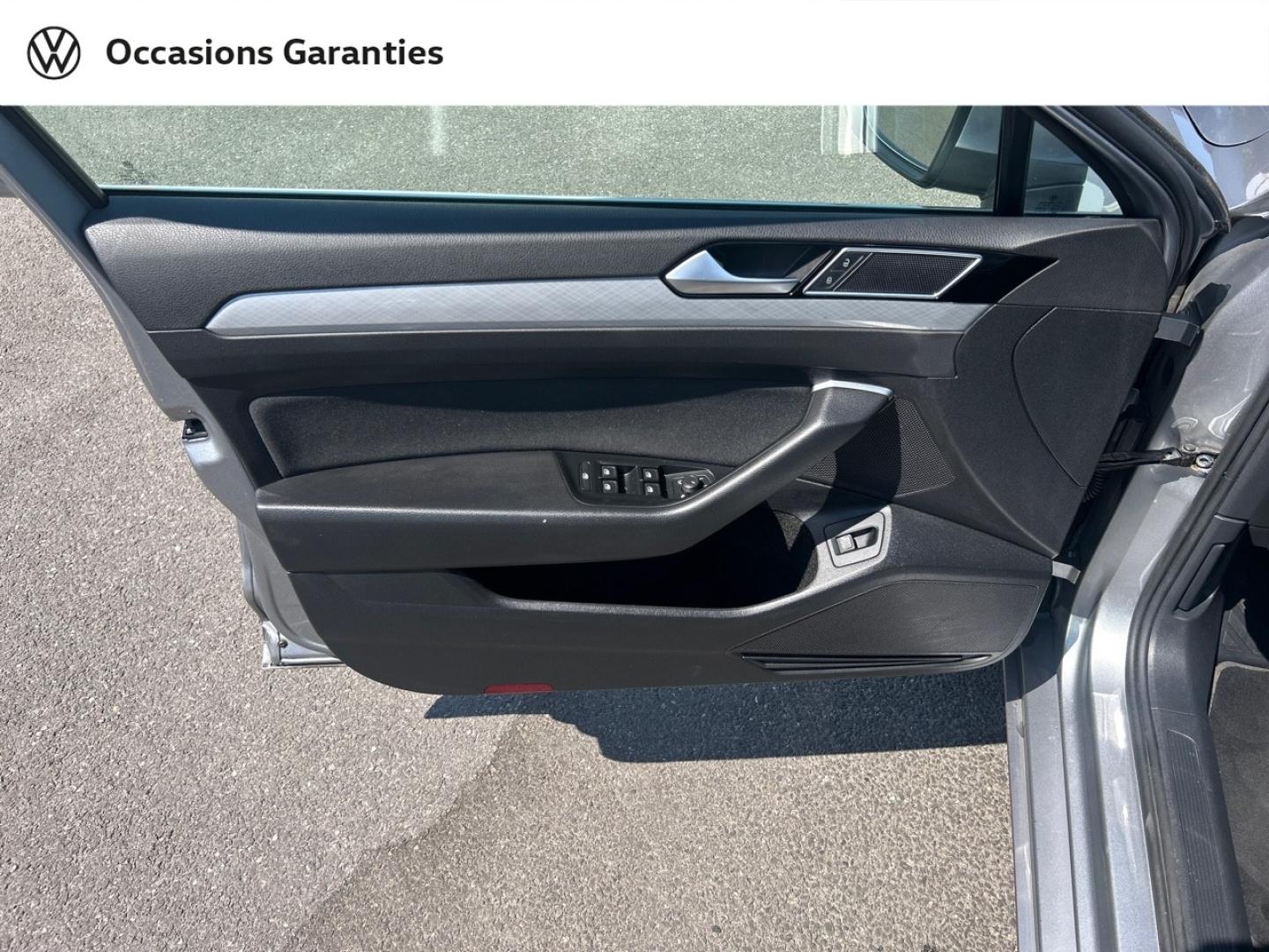 Voitures occasions VOLKSWAGEN PASSAT Business Nice