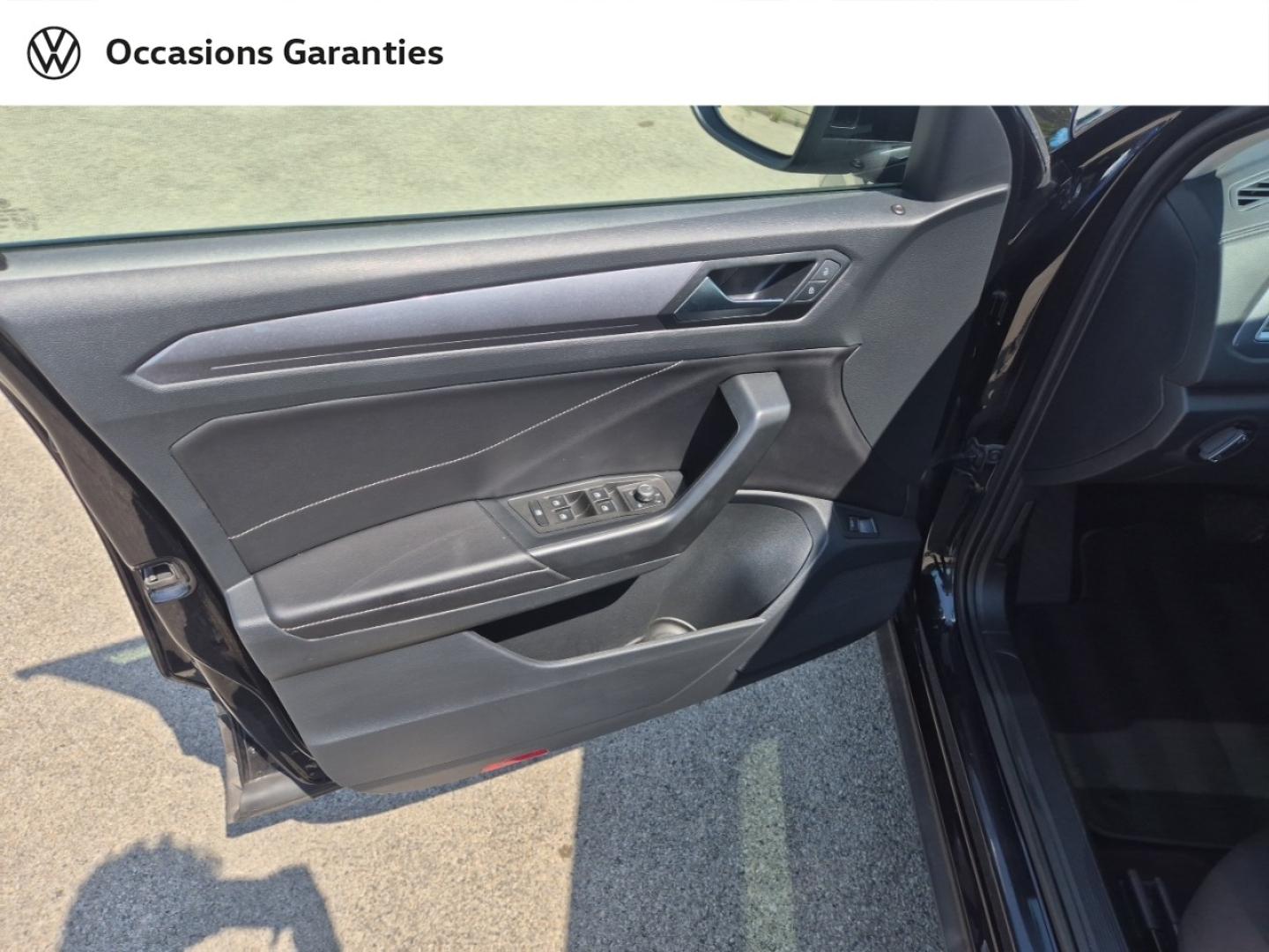 Voitures occasions VOLKSWAGEN T-ROC Style Nice