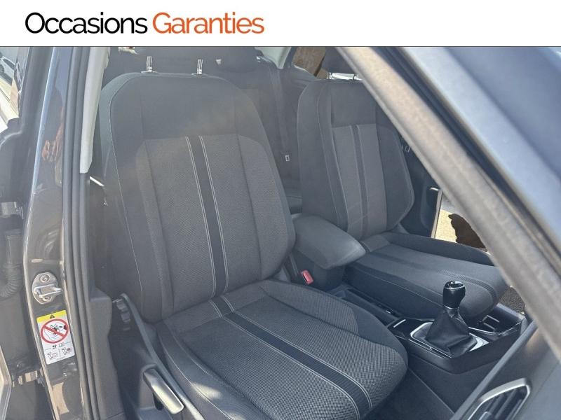 Voitures occasions VOLKSWAGEN T-ROC Lounge Nice
