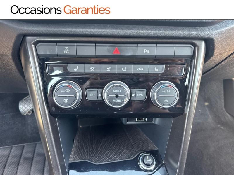 Voitures occasions VOLKSWAGEN T-ROC Lounge Nice