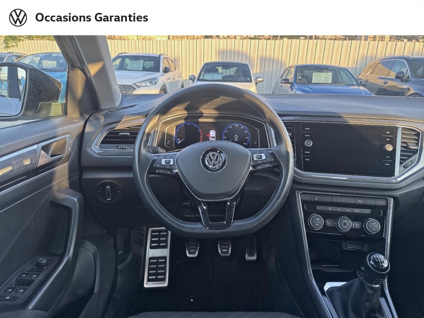Voitures occasions VOLKSWAGEN T-ROC IQ.Drive Nice