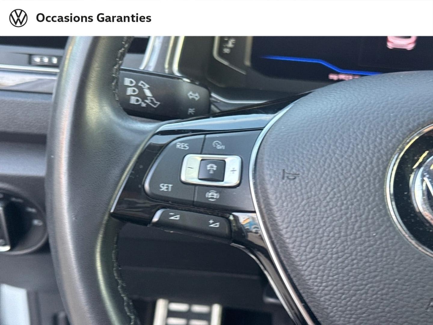 Voitures occasions VOLKSWAGEN T-ROC IQ.Drive Nice