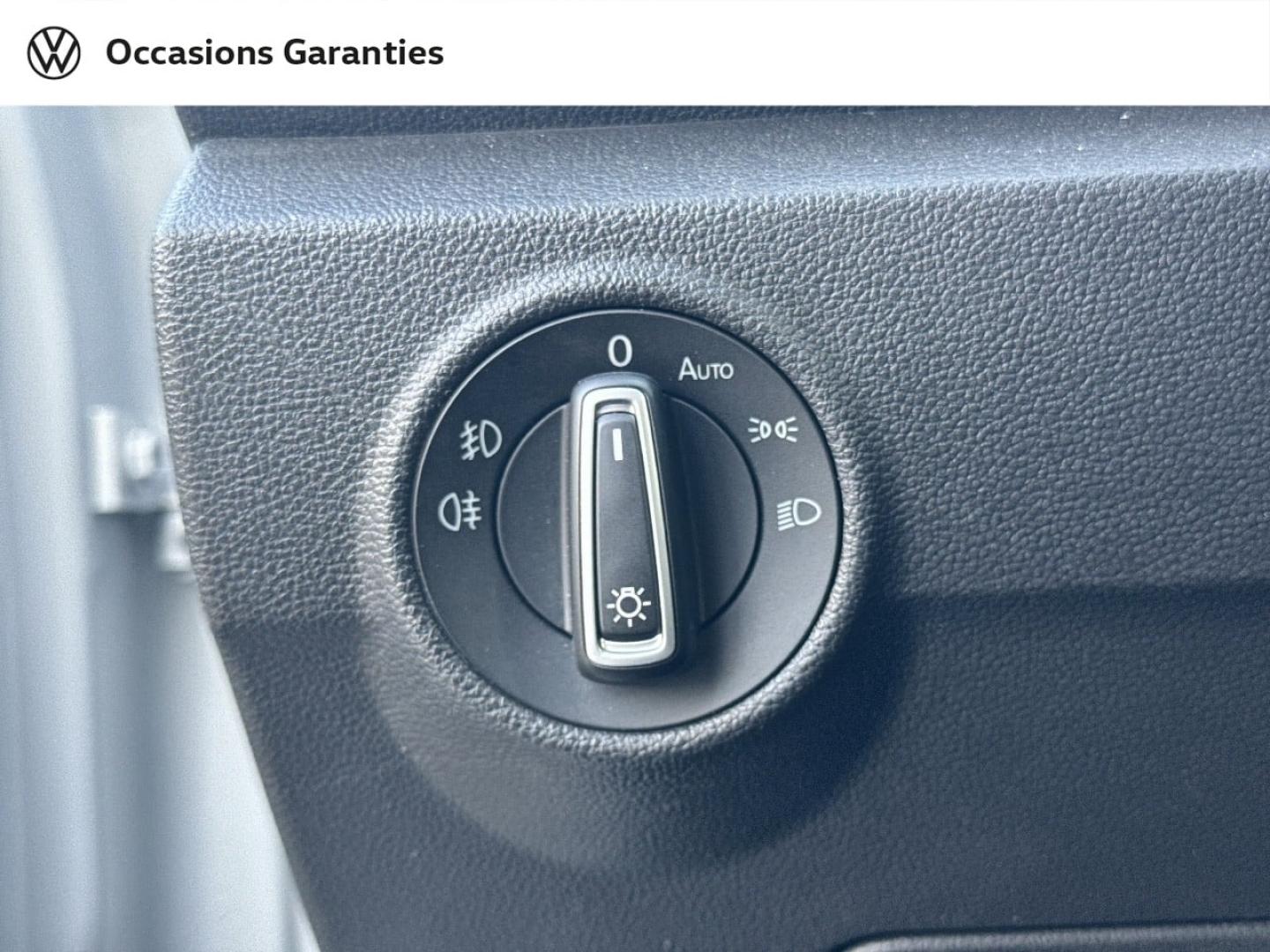Voitures occasions VOLKSWAGEN T-ROC IQ.Drive Nice
