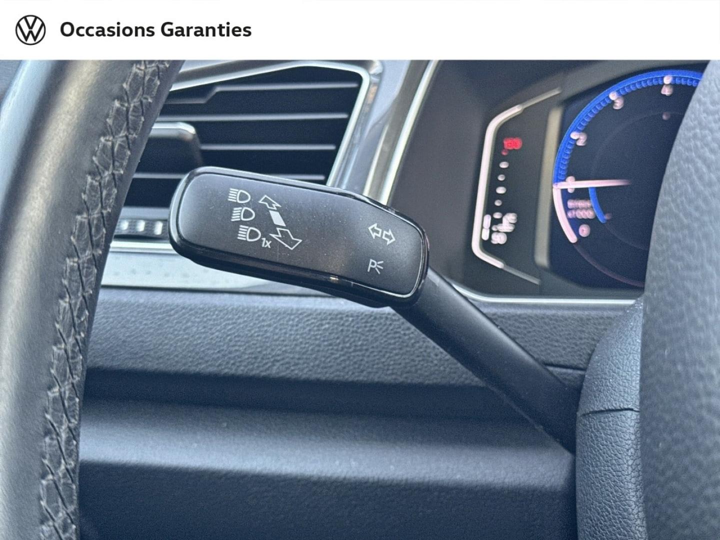 Voitures occasions VOLKSWAGEN T-ROC IQ.Drive Nice