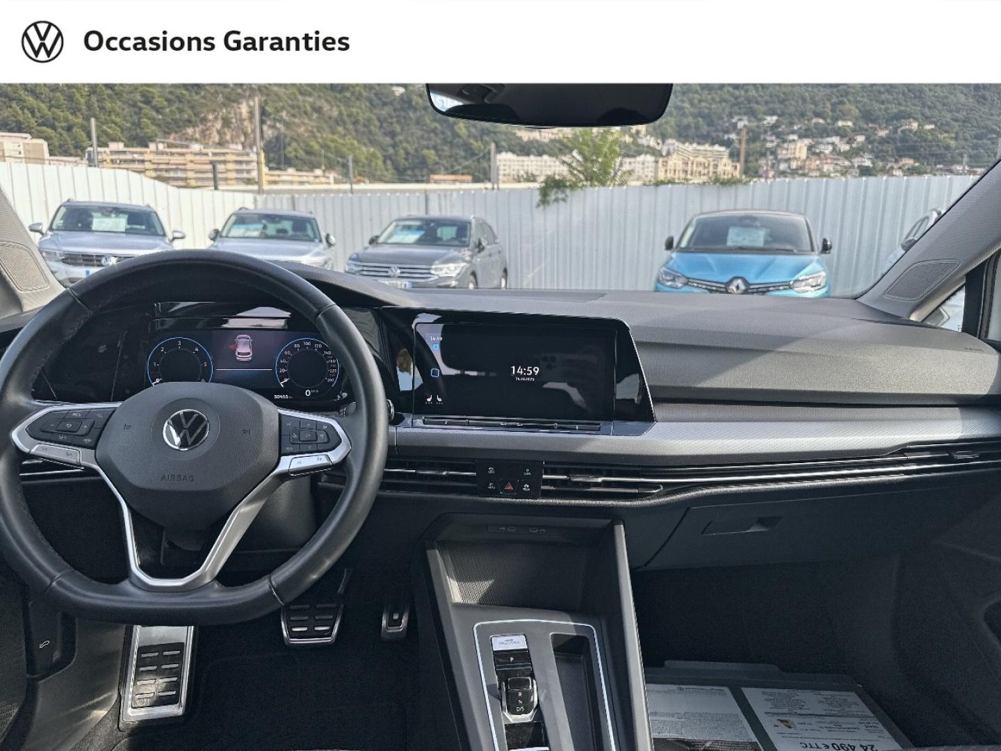 Voitures occasions VOLKSWAGEN GOLF Active Nice