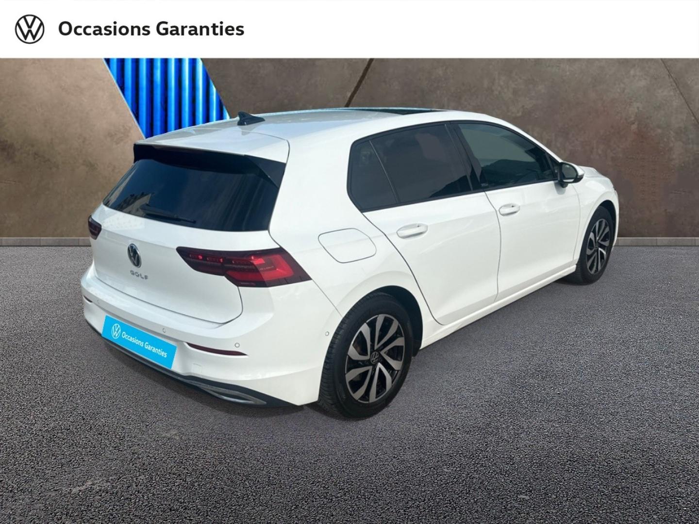 Voitures occasions VOLKSWAGEN GOLF Active Nice