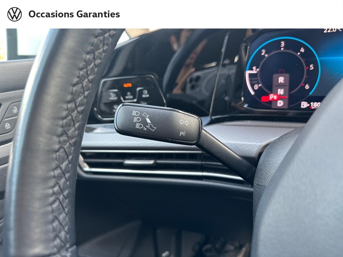 Voitures occasions VOLKSWAGEN GOLF Active Nice