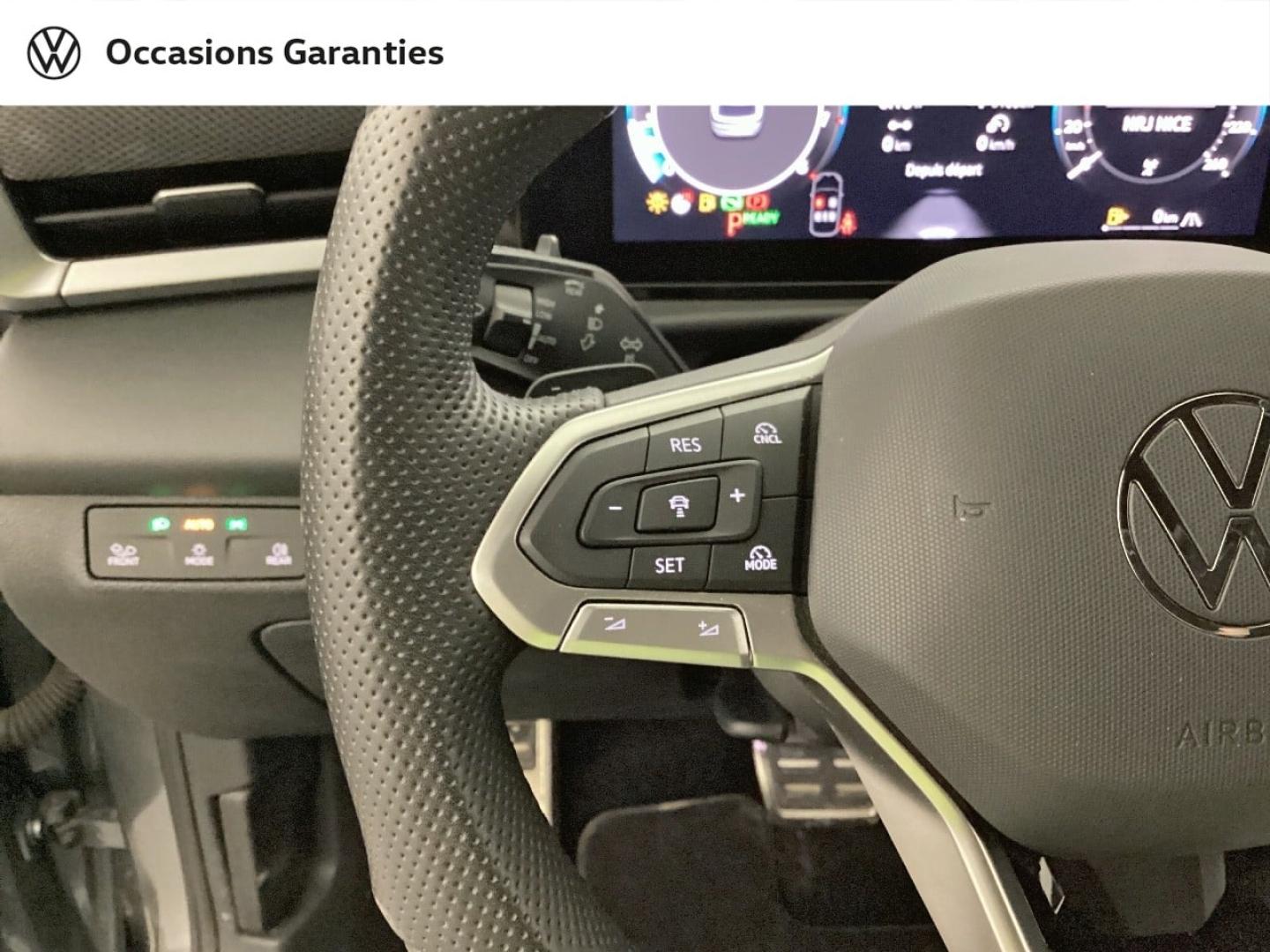Voitures occasions VOLKSWAGEN T-ROC R-Line Nice