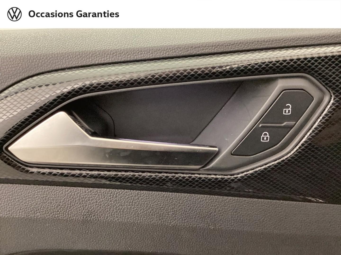 Voitures occasions VOLKSWAGEN T-CROSS R-Line Nice