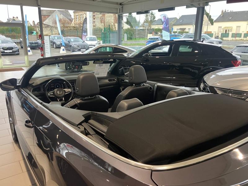 Voitures occasions VOLKSWAGEN T-Roc Cabriolet R-Line Villers-Cotterêts