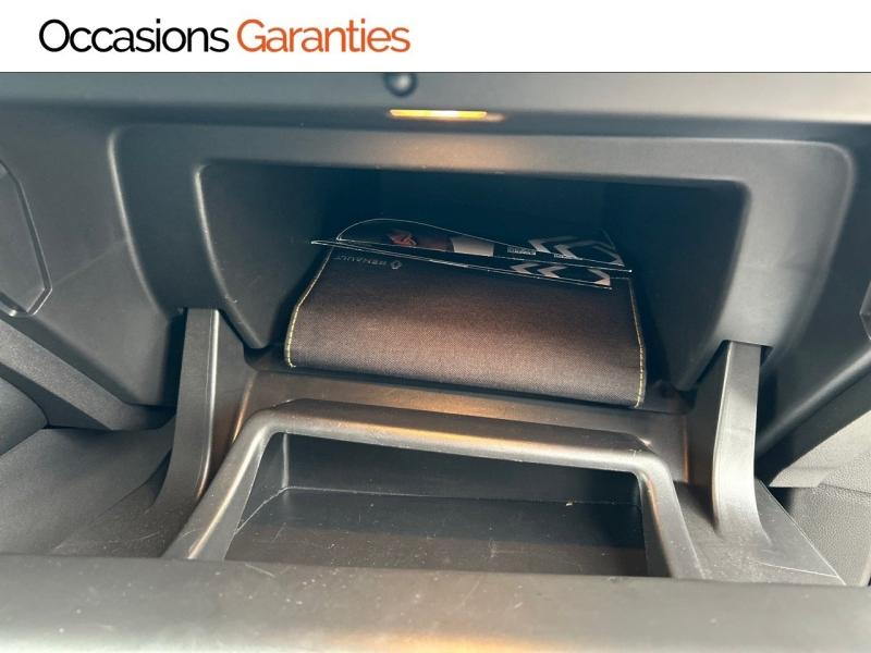 Voitures occasions RENAULT CAPTUR Intens Villers-Cotterêts