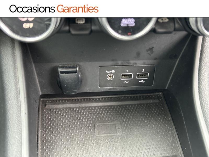 Voitures occasions RENAULT CAPTUR Intens Villers-Cotterêts