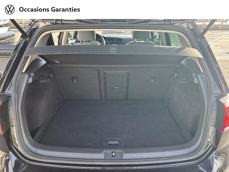 Voitures occasions VOLKSWAGEN GOLF Carat Villers-Cotterêts
