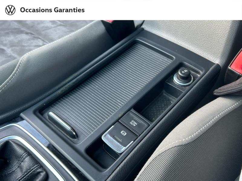 Voitures occasions VOLKSWAGEN GOLF Carat Villers-Cotterêts