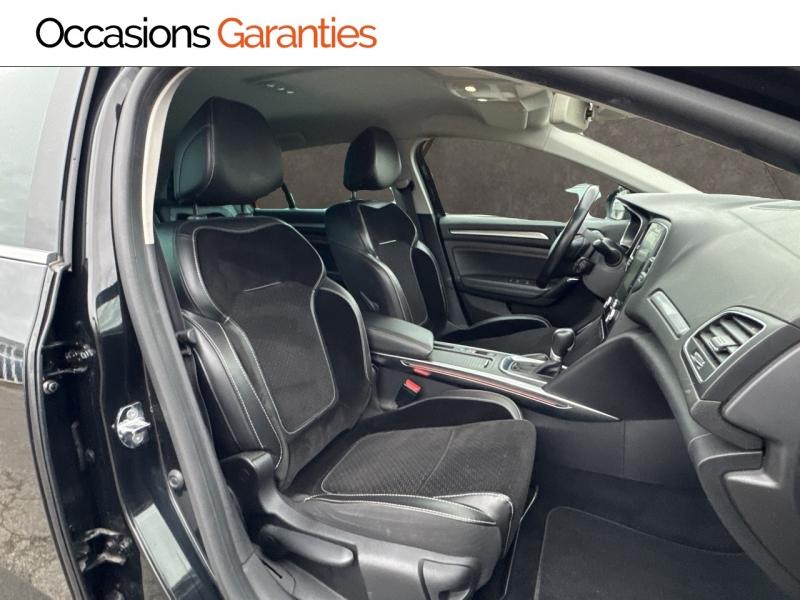 Voitures occasions RENAULT Megane Estate Intens Villers-Cotterêts