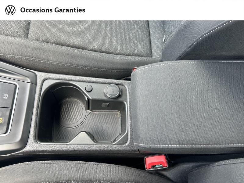 Voitures occasions VOLKSWAGEN GOLF Life Business Villers-Cotterêts