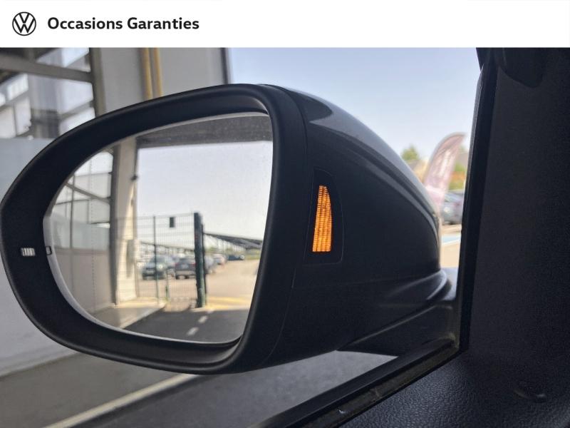 Voitures occasions VOLKSWAGEN T-ROC R-Line Villers-Cotterêts