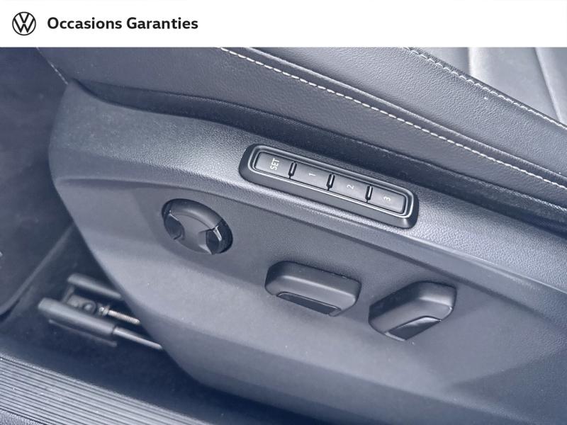 Voitures occasions VOLKSWAGEN T-ROC Style Exclusive Villers-Cotterêts