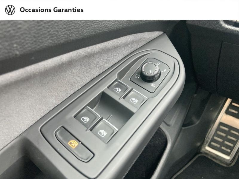 Voitures occasions VOLKSWAGEN GOLF R-Line Villers-Cotterêts
