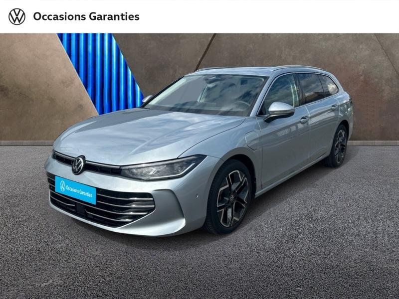 VOLKSWAGEN Passat SW