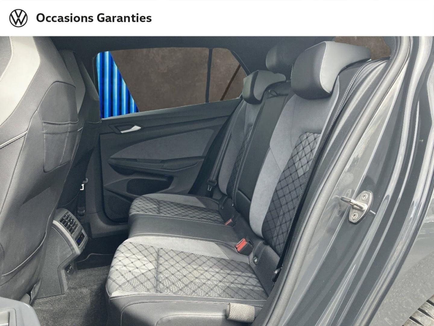 Voitures occasions VOLKSWAGEN GOLF R-Line Villers-Cotterêts