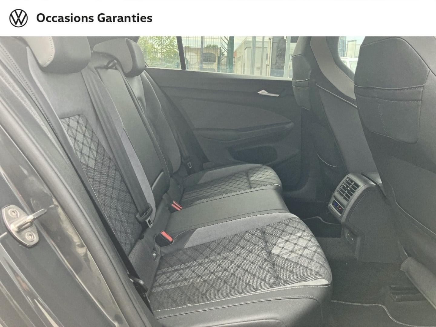 Voitures occasions VOLKSWAGEN GOLF R-Line Villers-Cotterêts